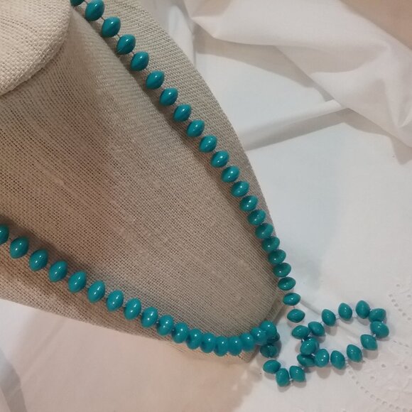 Mid Century Turquoise Plastic Bead Necklace - Hang 15" From Clasp - Picture 1 of 5